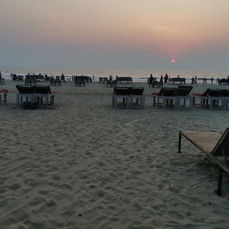 Cocks Town Hotel อารัมบล ภายนอก รูปภาพ
