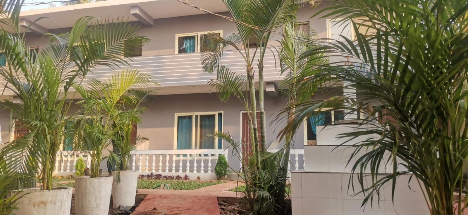 Cocks Town Hotel อารัมบล ภายนอก รูปภาพ