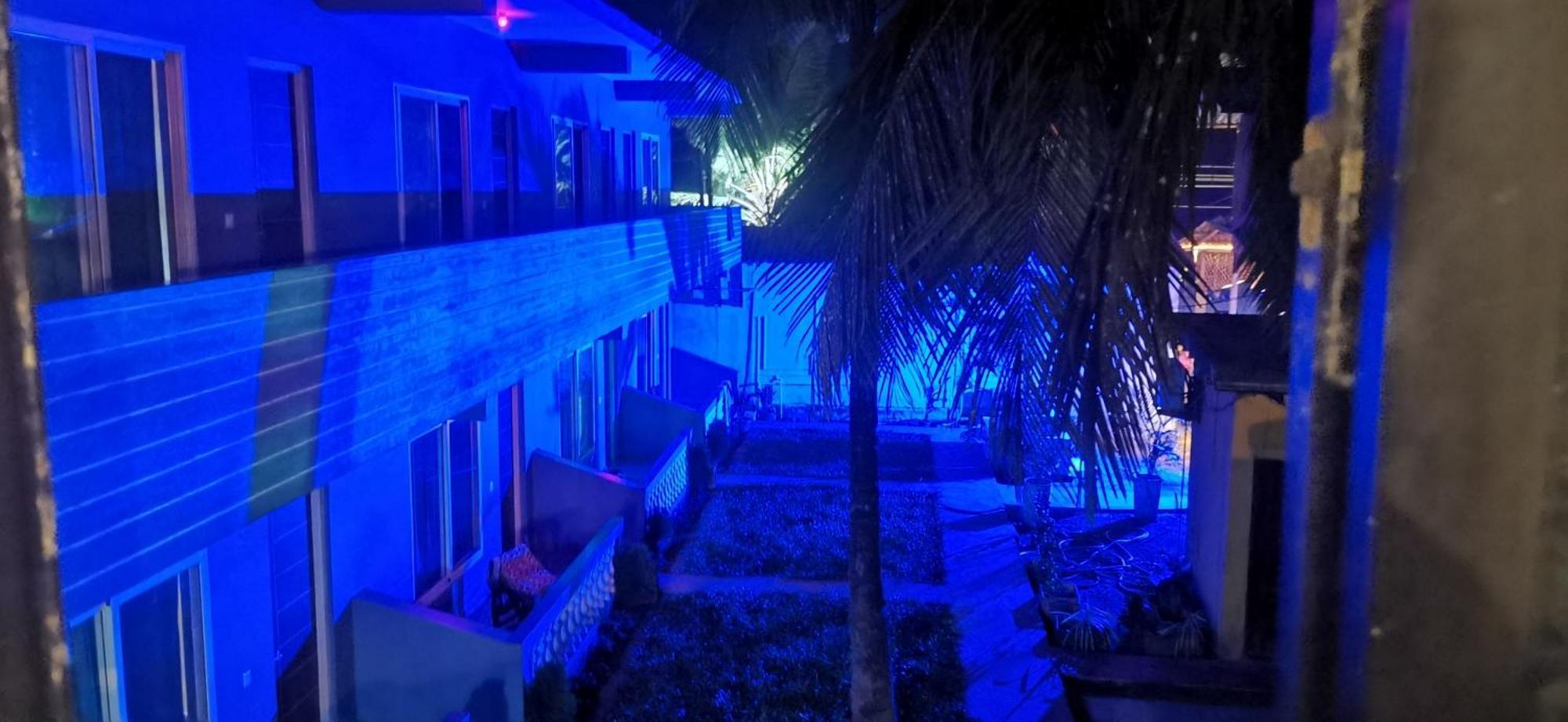 Cocks Town Hotel อารัมบล ภายนอก รูปภาพ