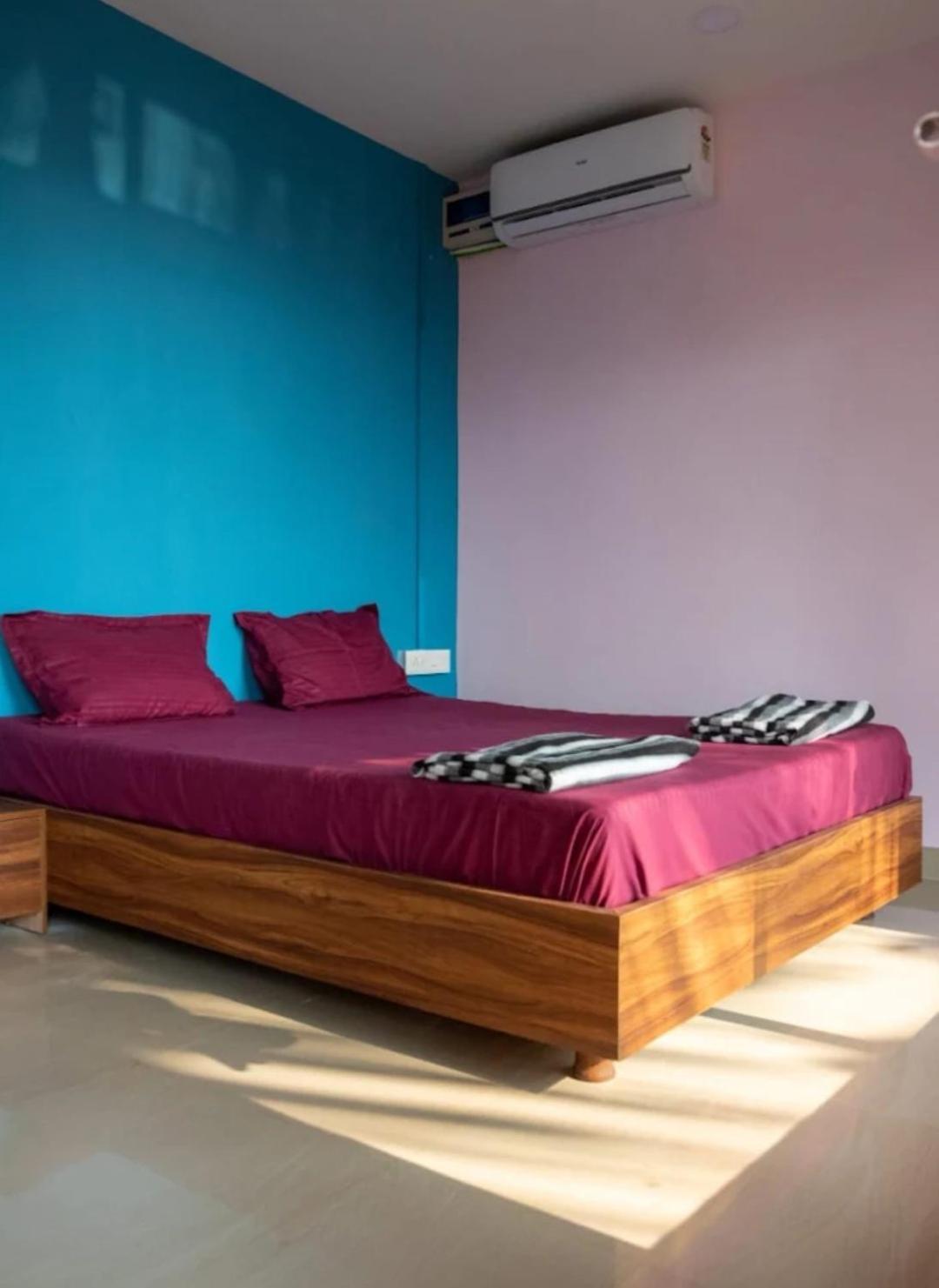 Cocks Town Hotel อารัมบล ห้อง รูปภาพ